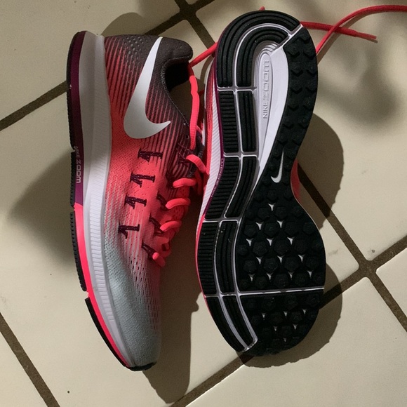 Nike Zoom Pegasus 33 - Picture 2 of 2
